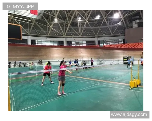 广州羽毛球队协作精神探讨与训练配合的深度分析